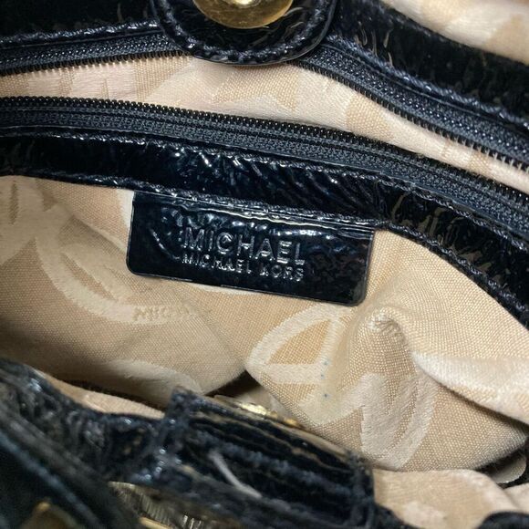 Michael Kors, Mixed Leather Drawstring Hobo Bucket Shoulder Bag - Picture 15 of 16